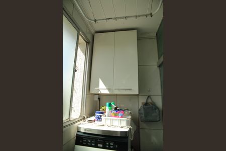 Apartamento à venda com 70m², 3 quartos e 1 vagaÁrea de Serviço