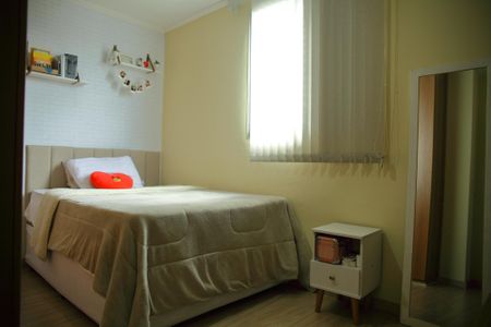 Apartamento à venda com 70m², 3 quartos e 1 vagaQuarto 2