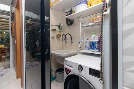 Casa à venda com 131m², 3 quartos e 2 vagasÁrea de Serviço