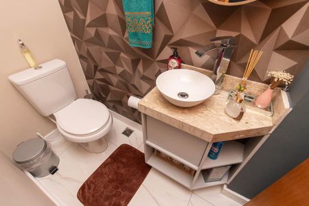 Casa à venda com 131m², 3 quartos e 2 vagasLavabo da Sala