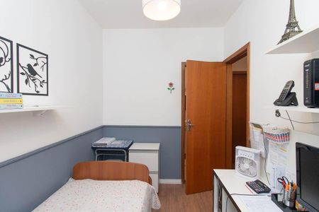 Casa à venda com 131m², 3 quartos e 2 vagasSuíte 2