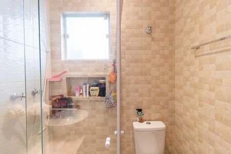 Casa à venda com 131m², 3 quartos e 2 vagasBanheiro da Suíte 1