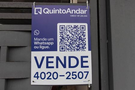 Casa à venda com 131m², 3 quartos e 2 vagasPlaca