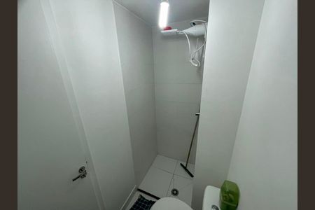 Apartamento para alugar com 32m², 2 quartos e sem vaga Apartamento para alugar com 32m², 2 quartos e sem vagaBanheiro
