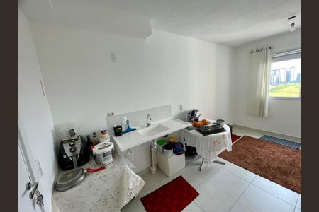 Apartamento para alugar com 32m², 2 quartos e sem vaga Apartamento para alugar com 32m², 2 quartos e sem vagaCozinha e Área de Serviço