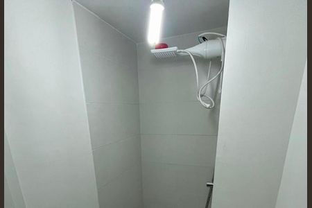 Apartamento para alugar com 32m², 2 quartos e sem vaga Apartamento para alugar com 32m², 2 quartos e sem vagaBanheiro
