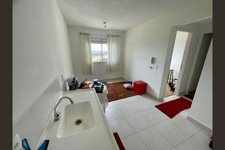 Apartamento para alugar com 32m², 2 quartos e sem vaga Apartamento para alugar com 32m², 2 quartos e sem vagaCozinha e Área de Serviço