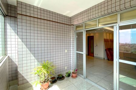 Varanda da Sala de apartamento à venda com 4 quartos, 114m² em Colégio Batista, Belo Horizonte