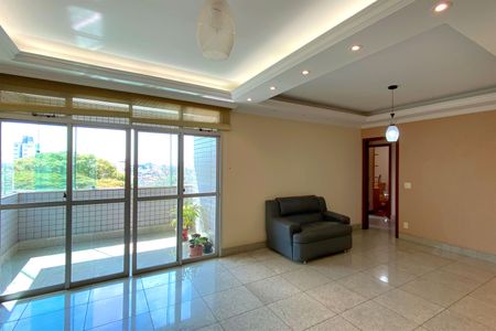 Sala de apartamento à venda com 4 quartos, 114m² em Colégio Batista, Belo Horizonte