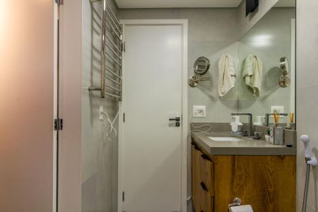 Apartamento à venda com 100m², 4 quartos e 2 vagasBanheiro 1