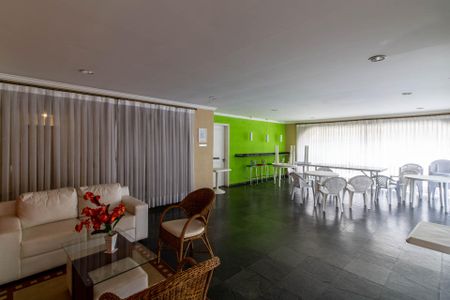 Apartamento à venda com 100m², 4 quartos e 2 vagasÁrea comum