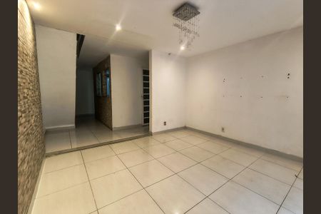 Sala de apartamento para alugar com 1 quarto, 50m² em Vargem Pequena, Rio de Janeiro