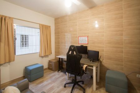 Casa à venda com 90m², 2 quartos e 5 vagasQuarto 2