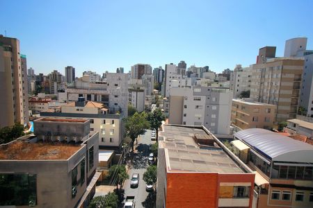 Vista do Quarto 1 de apartamento para alugar com 2 quartos, 83m² em Anchieta, Belo Horizonte