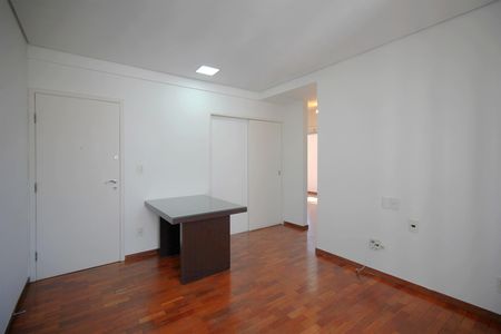 Sala de apartamento para alugar com 2 quartos, 83m² em Anchieta, Belo Horizonte