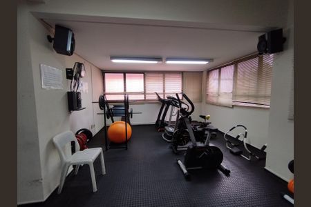 Apartamento à venda com 91m², 2 quartos e 2 vagas Apartamento à venda com 91m², 2 quartos e 2 vagasÁrea comum - Academia