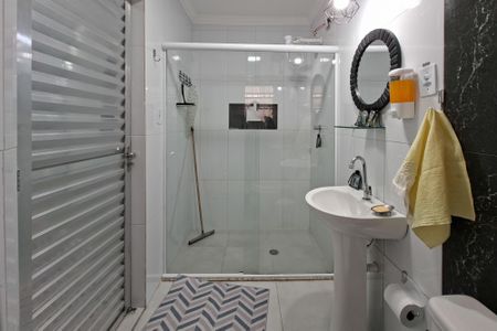Studio para alugar com 30m², 1 quarto e sem vaga Studio para alugar com 30m², 1 quarto e sem vagaBanheiro