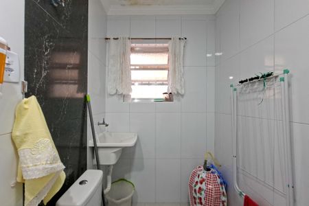 Studio para alugar com 30m², 1 quarto e sem vaga Studio para alugar com 30m², 1 quarto e sem vagaBanheiro