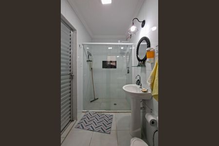 Studio para alugar com 30m², 1 quarto e sem vaga Studio para alugar com 30m², 1 quarto e sem vagaBanheiro