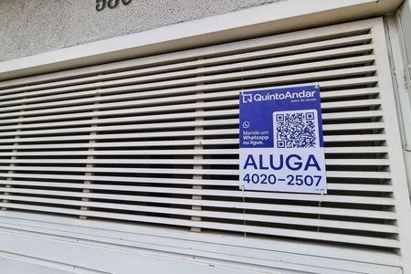 Casa à venda com 300m², 2 quartos e 2 vagasFachada