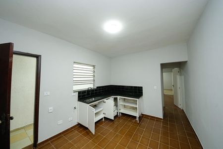Casa à venda com 300m², 2 quartos e 2 vagasCozinha