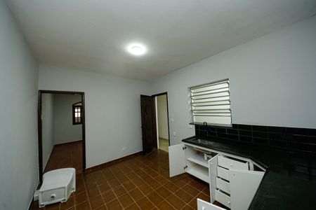 Casa à venda com 300m², 2 quartos e 2 vagasCozinha