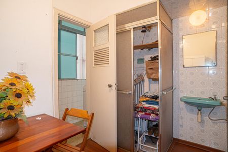 Apartamento à venda com 97m², 2 quartos e sem vagaQuarto de Serviço