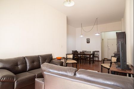 Apartamento à venda com 97m², 2 quartos e sem vagaSala