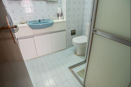 Apartamento à venda com 97m², 2 quartos e sem vagaBanheiro 