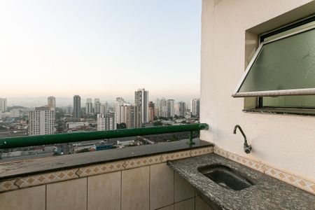 Apartamento à venda com 100m², 2 quartos e 2 vagas Apartamento à venda com 100m², 2 quartos e 2 vagasVaranda