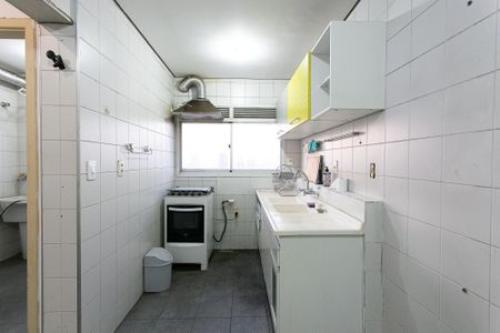 Apartamento à venda com 100m², 2 quartos e 2 vagas Apartamento à venda com 100m², 2 quartos e 2 vagasCozinha