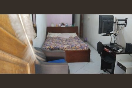 Casa à venda com 122m², 2 quartos e 1 vagaSuíte