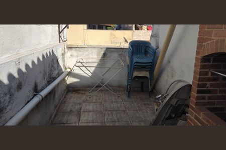 Casa à venda com 122m², 2 quartos e 1 vagaÁrea de Serviço