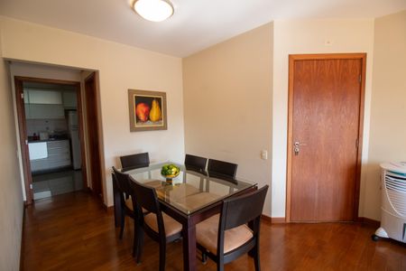 Apartamento para alugar com 100m², 3 quartos e 2 vagas Apartamento para alugar com 100m², 3 quartos e 2 vagasSala de Jantar