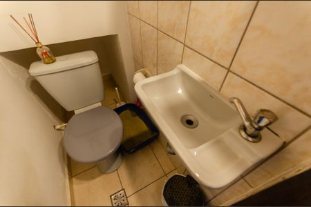 Casa de condomínio à venda com 65m², 2 quartos e 1 vaga Casa de condomínio à venda com 65m², 2 quartos e 1 vagaLavabo