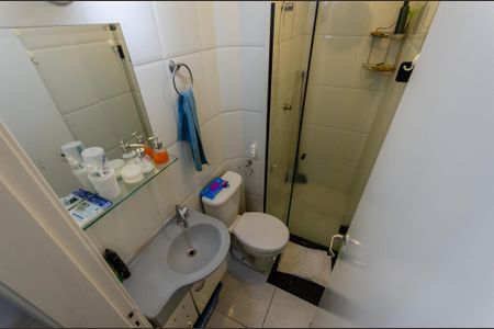 Casa de condomínio à venda com 65m², 2 quartos e 1 vaga Casa de condomínio à venda com 65m², 2 quartos e 1 vagaBanheiro