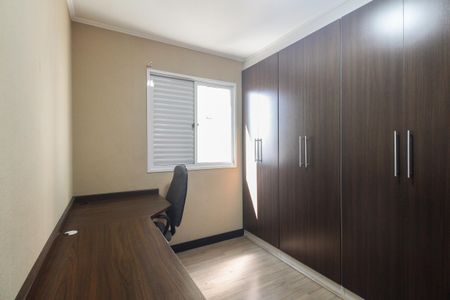 Apartamento à venda com 84m², 3 quartos e 2 vagasQuarto 2