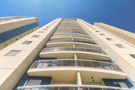 Apartamento à venda com 84m², 3 quartos e 2 vagasFachada
