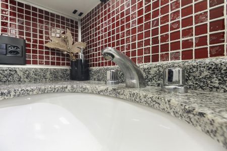 Apartamento à venda com 84m², 3 quartos e 2 vagasBanheiro Social