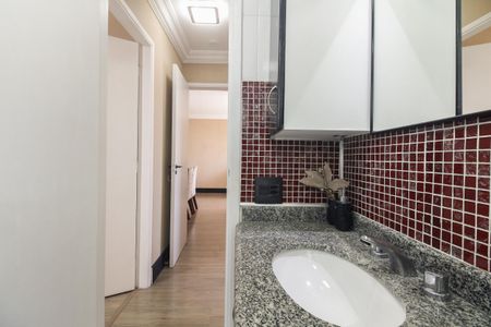 Apartamento à venda com 84m², 3 quartos e 2 vagasBanheiro Social