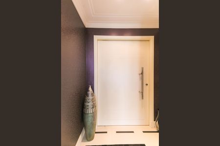 Apartamento à venda com 230m², 4 quartos e 4 vagas Apartamento à venda com 230m², 4 quartos e 4 vagasHall de entrada