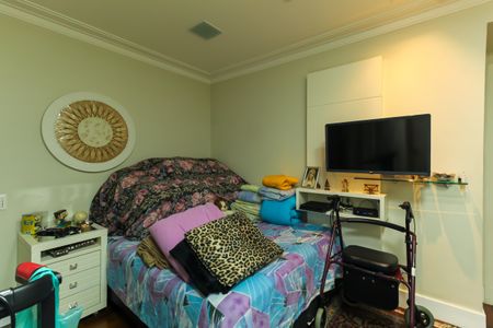 Apartamento à venda com 230m², 4 quartos e 4 vagas Apartamento à venda com 230m², 4 quartos e 4 vagasSuíte 3