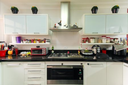 Apartamento à venda com 230m², 4 quartos e 4 vagas Apartamento à venda com 230m², 4 quartos e 4 vagasCozinha