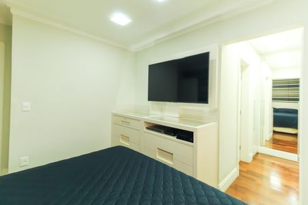 Apartamento à venda com 230m², 4 quartos e 4 vagas Apartamento à venda com 230m², 4 quartos e 4 vagasQuarto 1 - Suíte