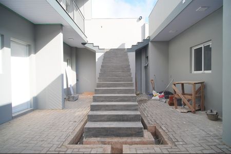 Área externa de kitnet/studio para alugar com 1 quarto, 22m² em Santa Teresa, São Leopoldo