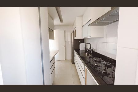Apartamento à venda com 62m², 2 quartos e 2 vagas Apartamento à venda com 62m², 2 quartos e 2 vagasCozinha