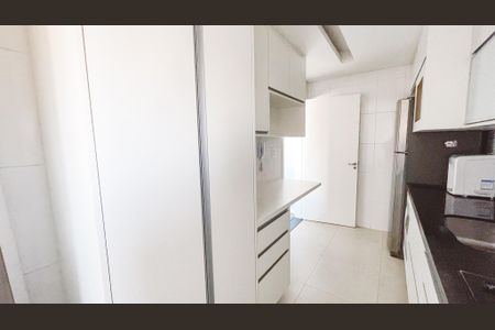 Apartamento à venda com 62m², 2 quartos e 2 vagas Apartamento à venda com 62m², 2 quartos e 2 vagasCozinha