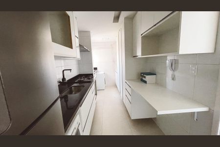 Apartamento à venda com 62m², 2 quartos e 2 vagas Apartamento à venda com 62m², 2 quartos e 2 vagasCozinha