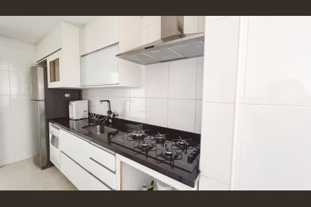 Apartamento à venda com 62m², 2 quartos e 2 vagas Apartamento à venda com 62m², 2 quartos e 2 vagasCozinha