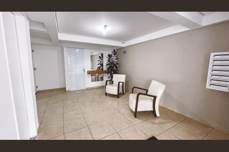 Apartamento à venda com 62m², 2 quartos e 2 vagas Apartamento à venda com 62m², 2 quartos e 2 vagasHall de entrada